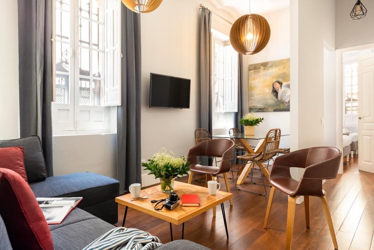 Imperial Luxury Apartment Севилья Экстерьер фото